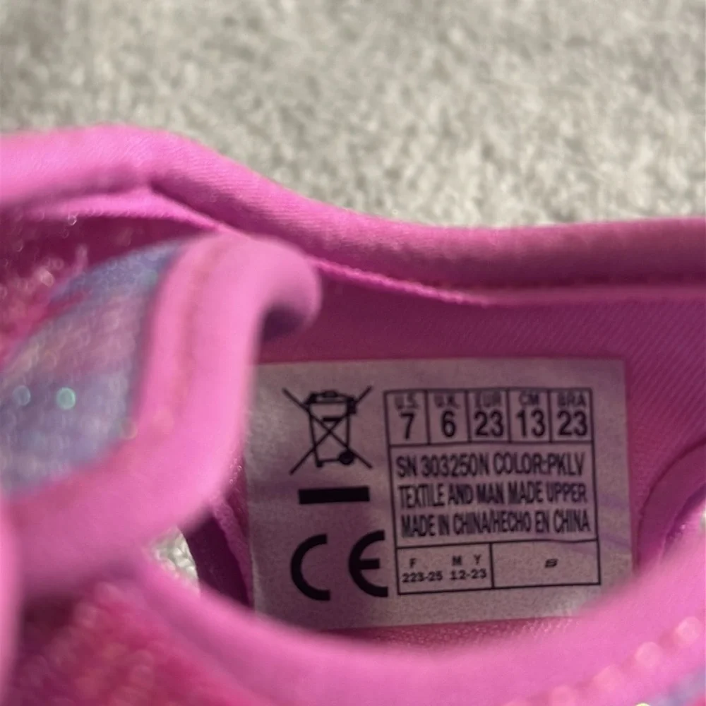 Skechers brighten up